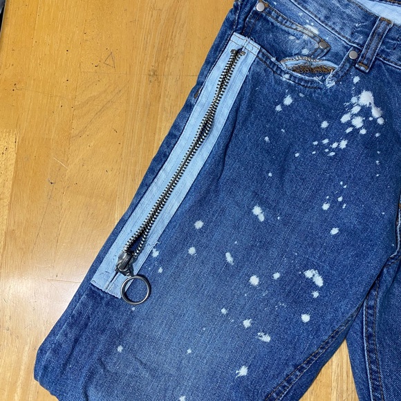 FOREVER 21 Mens Jeans 30x29 Blue Denim Distressed Pants Zipper Pockets Slim Fit - Picture 5 of 10